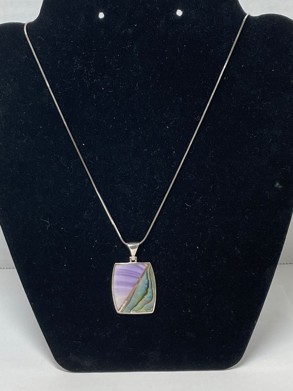 Large Beautiful Iridescent Abalone Shell in 925 Silver Pendant Necklace Signed
